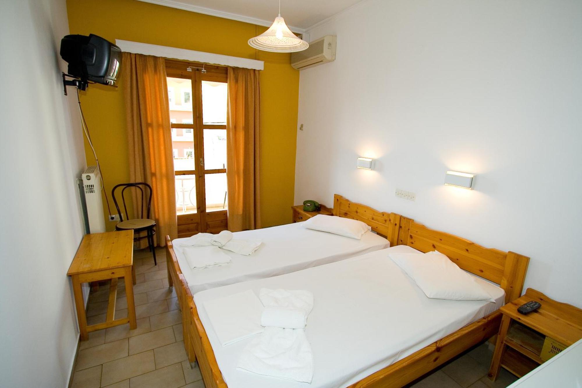 Hotel Aidipsos Loutra Edipsou  Room photo